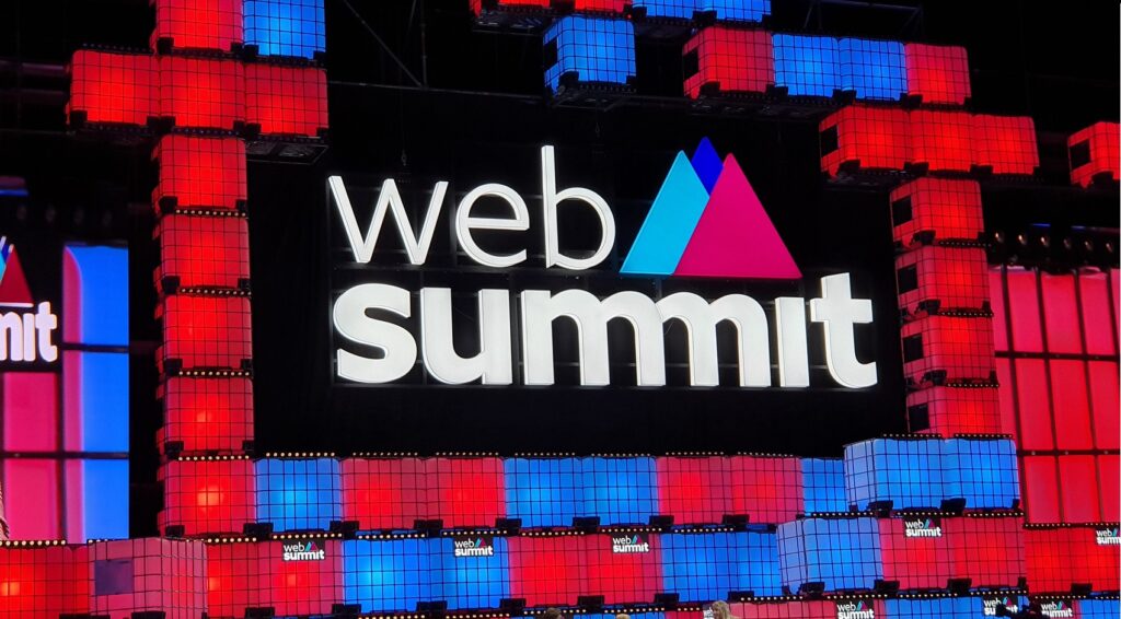 Web Summit: 4º dia debate moderação de conteúdo nas redes
